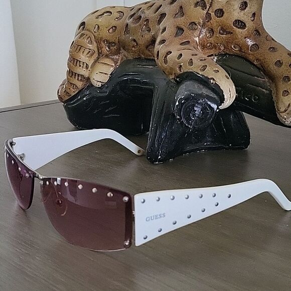 Vintage Guess Studded Pink Lens White Arms Y2K Bratz 00s Sunglasses Wide Wrap - Picture 1 of 13